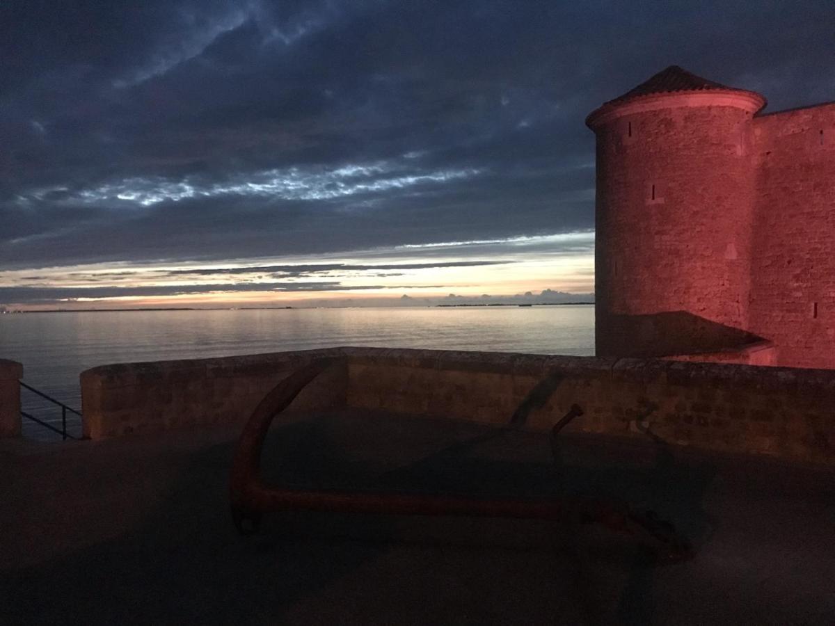 Appt Fouras Centre Ville 50M De La Mer Zewnętrze zdjęcie